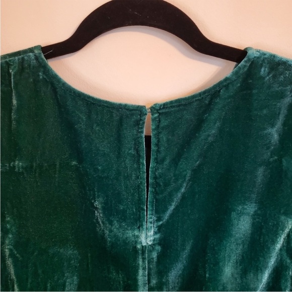 J. Crew KELLY GREEN VELVET SLEEVELESS TOP Size 12 Tank Blouse EUC - Picture 6 of 9